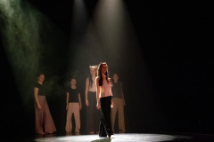 tanec_ni-soute_z_-195